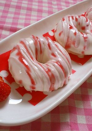 なまドーナツ☆ストロベリーチーズケーキ-レシピのメイン写真