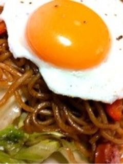 目玉焼き焼きそば-レシピのメイン写真