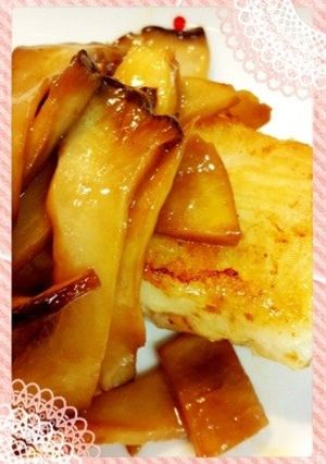 簡単♫カレイのムニエル エリンギソース-レシピのメイン写真