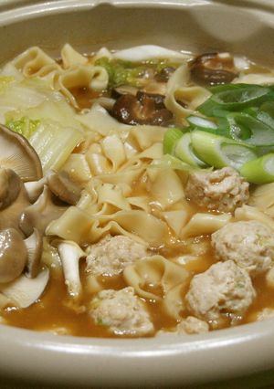 味噌味なほうとうきのこ鍋（塩麹いり）-レシピのメイン写真