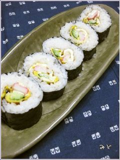 簡単海苔巻き。(卵・カニかま・きゅうり)-レシピのメイン写真