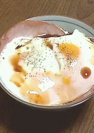 レンジで1分＊簡単ハムエッグ丼-レシピのメイン写真