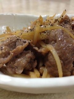 じゃがいも牛肉☆塩麹で炒めて♪-レシピのメイン写真
