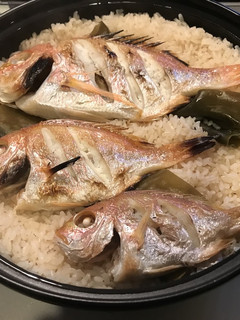 土鍋で鯛めし-レシピのメイン写真