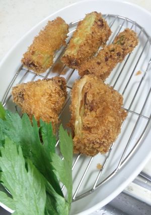 セロリのひき肉詰めフライ-レシピのメイン写真