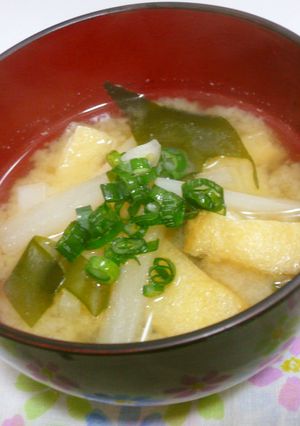 ウチの☆シンプル☆な大根のお味噌汁-レシピのメイン写真