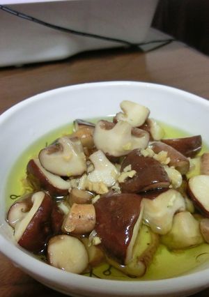 簡単おつまみ:しいたけオリーブオイル焼き-レシピのメイン写真