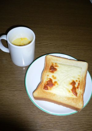 3度おいしい!?定番チーズトーストセット-レシピのメイン写真