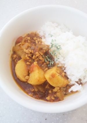 鶏と里芋のヘルシー＊トマトカレー-レシピのメイン写真