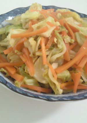 ほっとする♡キャベツと人参の甘炒め煮-レシピのメイン写真
