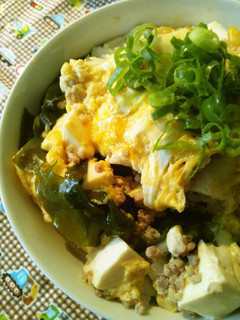 お豆腐と挽き肉の卵丼-レシピのメイン写真