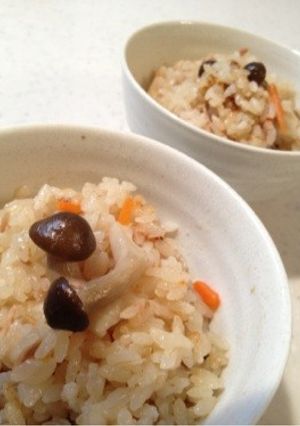 ダシダで炊き込みご飯-レシピのメイン写真