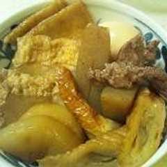 รูปของ 牛すじ煮込みおでん