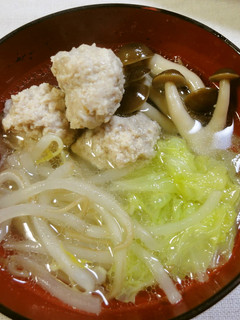 簡単!ヘルシーふわふわ肉団子鍋!-レシピのメイン写真