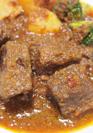 牛もも肉の野菜ジュース煮込み-レシピのメイン写真