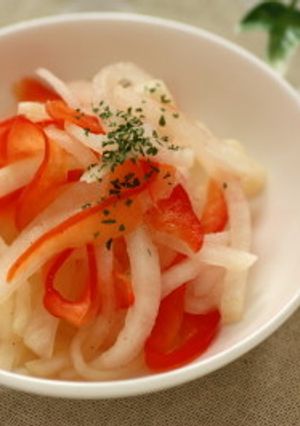 お弁当に♪大根とパプリカの洋風なます-レシピのメイン写真