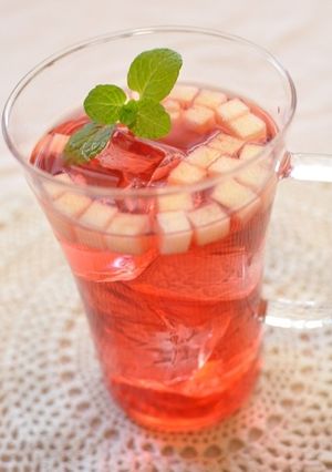 ローズヒップ梅酒-レシピのメイン写真
