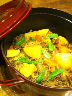 野菜の甘みだけで★ストウブで肉じゃが-レシピのメイン写真