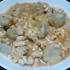 รูปของ 里芋の肉味噌チーズ