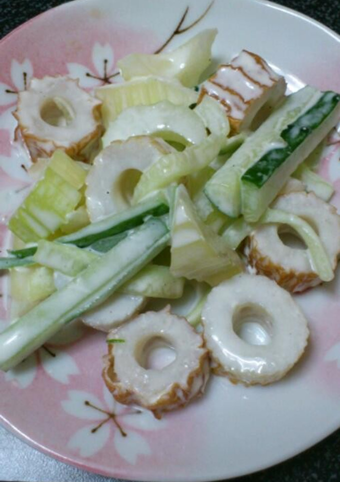 セロリときゅうりとちくわサラダ-レシピのメイン写真