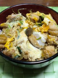 三つ葉たっぷり!親子丼-レシピのメイン写真
