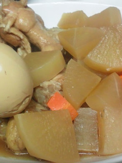 お酢で柔らか♡手羽元・大根の煮物-レシピのメイン写真