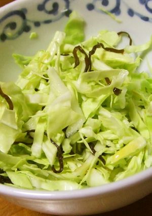 塩昆布とごま油だけ★キャベツサラダ★-レシピのメイン写真