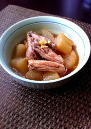 ゆずで香り付け♪手羽中と大根の煮物-レシピのメイン写真