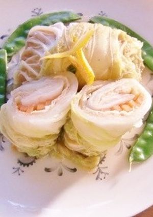油揚げとニンジンを芯にして、ロール白菜♬-レシピのメイン写真