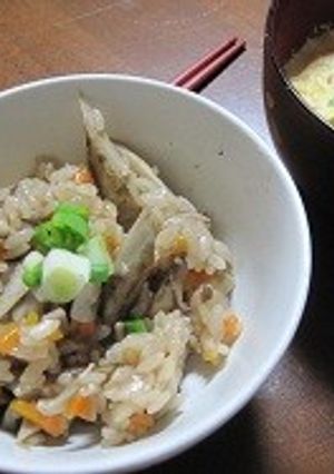 たっぷり舞茸炊き込みご飯-レシピのメイン写真