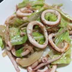 รูปของ 簡単ﾍﾙｼｰ！イカと野菜のやみつき炒め