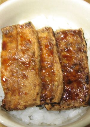 かばやきつね丼-レシピのメイン写真