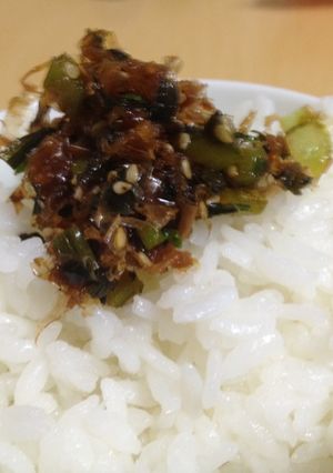 旨味たっぷり鰹節と余り菜っ葉のふりかけ-レシピのメイン写真