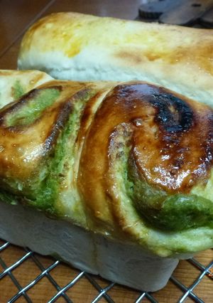 ご飯入りの抹茶ロールパン-レシピのメイン写真