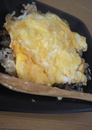 フワフワ卵のせ★ひじき炒飯-レシピのメイン写真