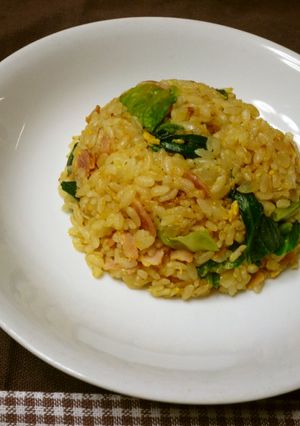 ベーコンと一緒に★レタスチャーハン-レシピのメイン写真