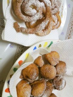 材料2つドーナツ-レシピのメイン写真