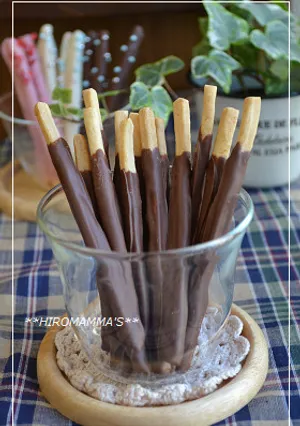 Homemade Chocolate Pocky
