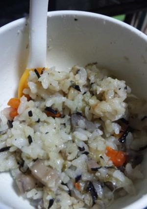 離乳食＊後期〜＊簡単五目ご飯♪+゜-レシピのメイン写真