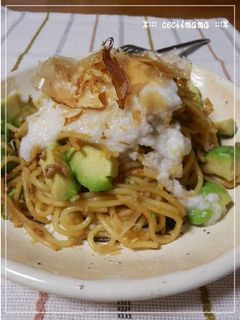 まろやか☆アボカドとろろ焼きそば-レシピのメイン写真