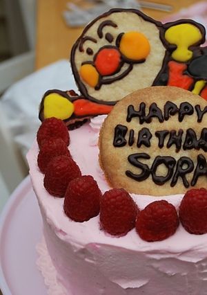 １歳の誕生日ケーキ：アンパンマン-レシピのメイン写真