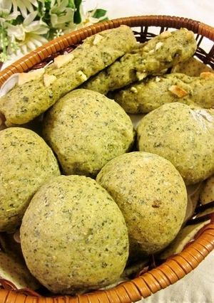 ノンオイル♡緑茶入り芋パン-レシピのメイン写真