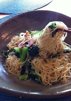 小松菜とベーコンの焼きビーフン-レシピのメイン写真
