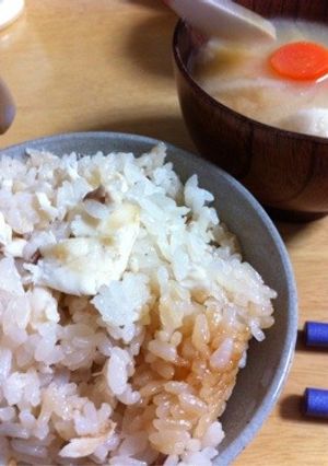 アラで経済的♡我が家の鯛めし♡-レシピのメイン写真
