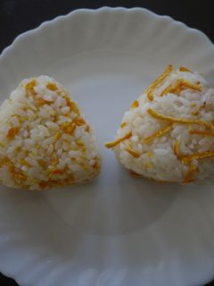 みかんの皮をリメイク!風邪予防おにぎり!-レシピのメイン写真