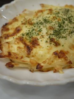 ハンバーグをリメイク!簡単マヨグラタン♪-レシピのメイン写真