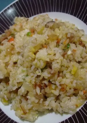 余った餃子のタネde炒飯♪-レシピのメイン写真