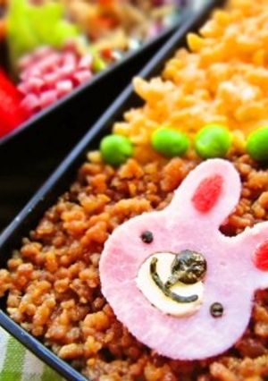 キャラ弁♪ウサギちゃんのそぼろ弁当-レシピのメイン写真