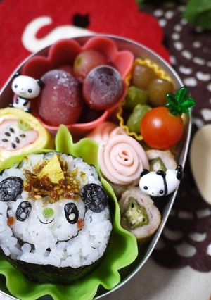 海苔巻きで節分のパンダ鬼さん-レシピのメイン写真