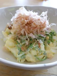 *豆苗とゆで卵のサラダ*-レシピのメイン写真